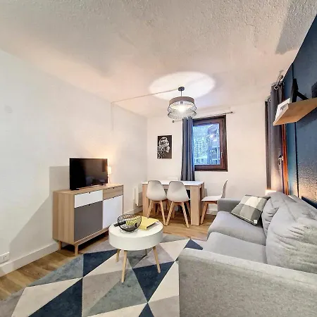 Apartment Val-d'isere, 2 Pieces, 4 Personnes - Fr-1-518-119 *
